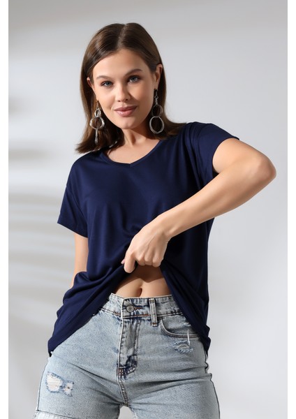 Salaş V Yaka Kısa Kol T-Shirt 19410 Lacivert modelleri