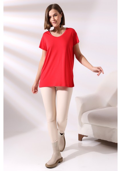 Salaş V Yaka Kısa Kol T-Shirt 19410 Kırmızı