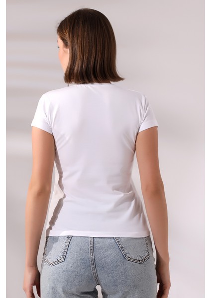 Pamuklu V Yaka Kısa Kol Basic T-Shirt 21043 Beyaz fırsatları