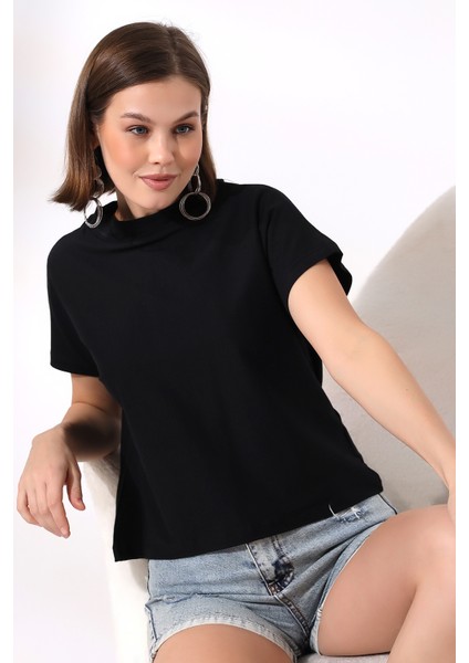 Dik Yaka Pamuklu T-Shirt 19588 Siyah modelleri