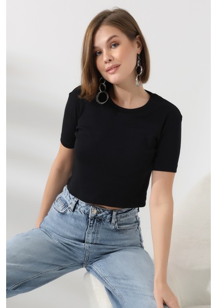 Pamuklu Ribana Bisiklet Yaka Crop T-Shirt 21560 Siyah modelleri