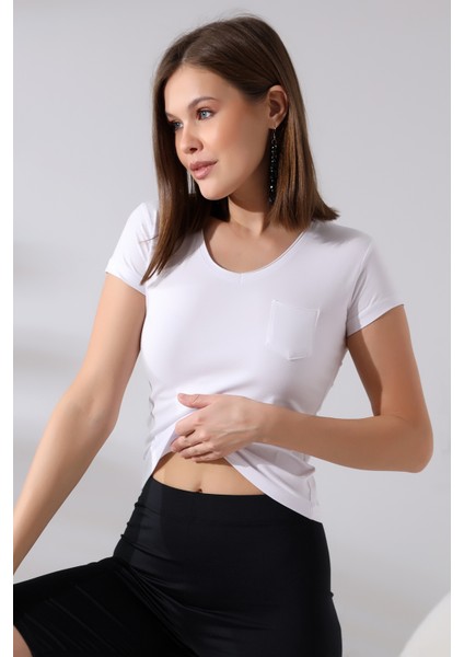 Pis V Yaka Kısa Kol Cepli Basic T-Shirt 21065 Beyaz fiyatları