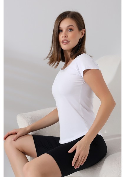 Arkası Çapraz Biye Detaylı U Yaka Kısa Kol T-Shirt 21218 Beyaz modelleri