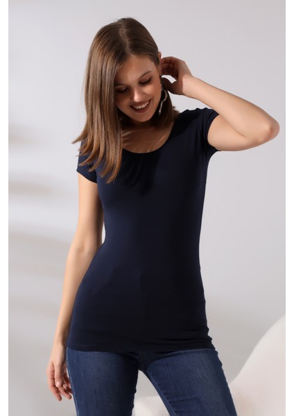 U Yaka Kısa Kol Basic T-Shirt 20511 Lacivert fiyatları