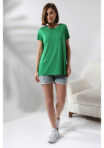 Salaş Bisiklet Yaka T-Shirt 21256 Benetton Yeşili