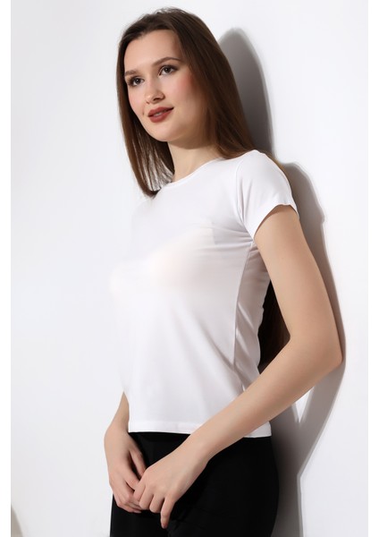 Bisiklet Yaka Kısa Kol Basic T-Shirt 21060 Beyaz