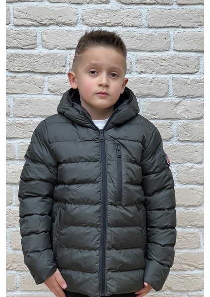 Erkek Çocuk Kapşonlu Mont Ivanboy