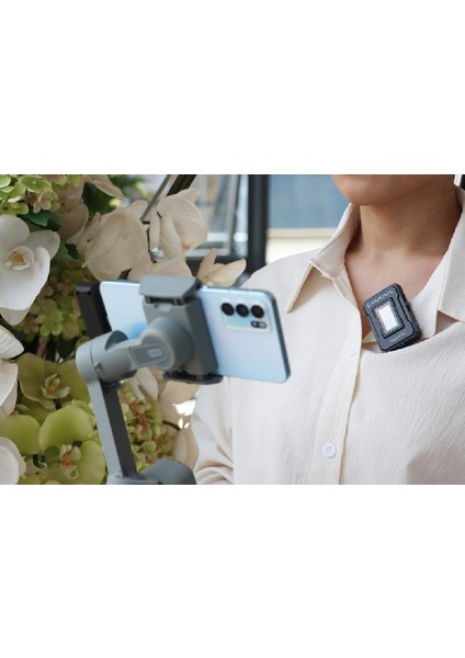 Vocal x V4 2.4 Ghz Dahili Mikrofonlu Typ-C Alıcılı Telsiz Mikrofon Seti