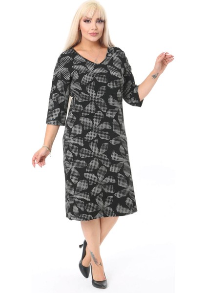 Kadın Siyah Beyaz Çiçek Desenli Truvakar Kol Büyük Beden Elbise modelleri