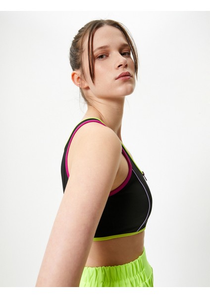 Fermuarlı Sporcu Sütyeni Kaplı Slim Fit U Yaka