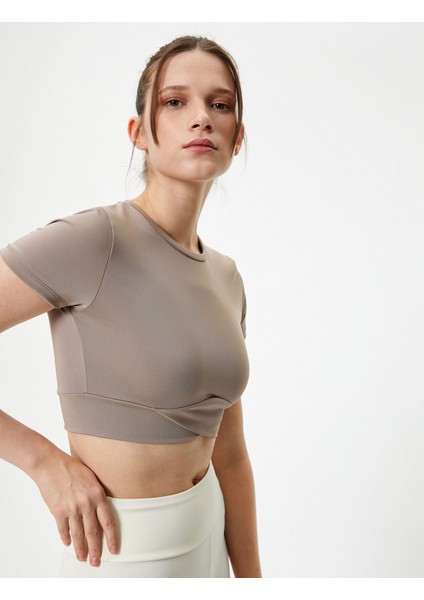 Spor Crop Tişört Kısa Kollu Bisiklet Yaka Asimetrik Kesim Slim Fit