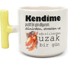 Mor Mürekkep Kendime Pozitif Bir Gün Diliyorum Baskılı Sarı Kulplu T Kupa