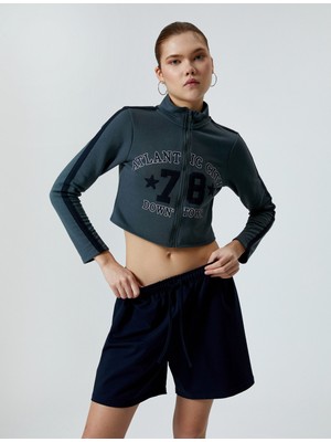 Koton Kolej Crop Sweatshirt Fermuarlı Dik Yaka Baskılı