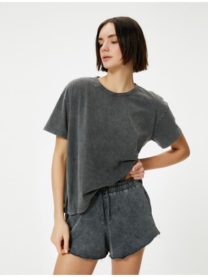 Koton Oversize T-Shirt Soluk Efektli Kısa Kollu Bisiklet Yaka Pamuklu