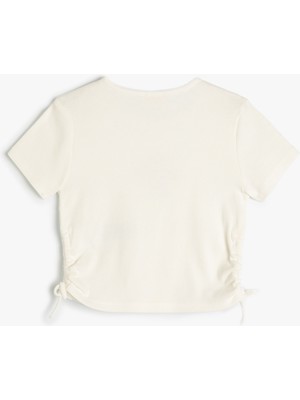 Koton Crop T-Shirt Yanları Büzgülü Kısa Kollu Baskılı Yuvarlak Yaka