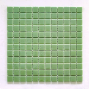 Mutfak, Banyo, Havuz, Sauna, Spa, Tüm Yaşam Alanlarında ve Tüm Yüzeyler Için Cam Mozaik. Cam Ölçüsü: 25X25 Mm. File Ölçüsü: 31.5X31.5 Cm. Renk: Açık Yeşil ( 1 Kutu = 11 File Karo = 1 M2 Fiyatıdır. )
