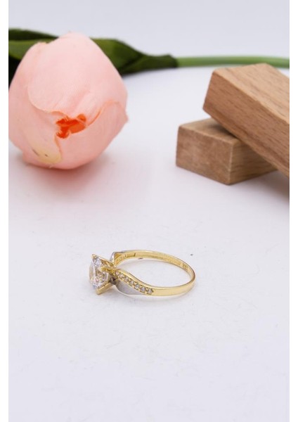 14 Ayar Altın Yüzük Taşlı Kadın Yüzük LKYZK1456 fiyatları