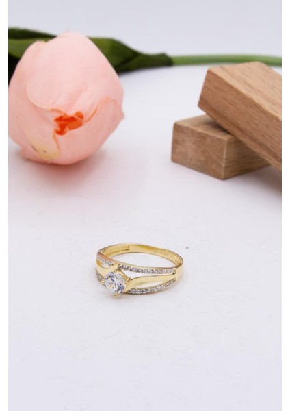 14 Ayar Altın Yüzük Taşlı Kadın Yüzük LKYZK1459