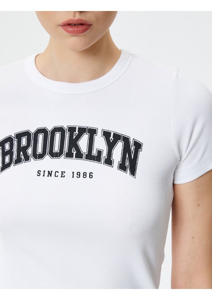 Brooklyn Baskılı Tişört Slim Fit Kısa Kollu Bisiklet Yaka Pamuklu indirimleri