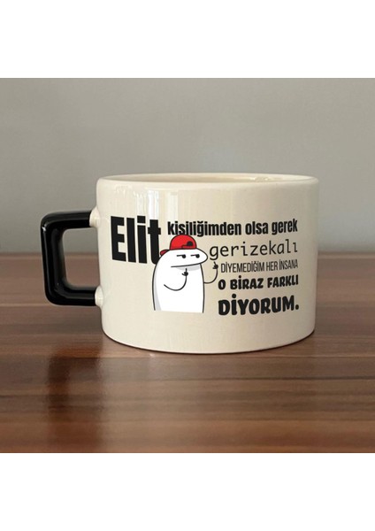 Elit Kişiliğimden Olsa Gerek Baskılı Siyah Kulplu C Fincan