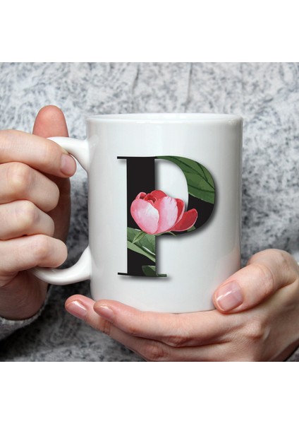 Çiçekli P Harf Baskılı Beyaz Kupa