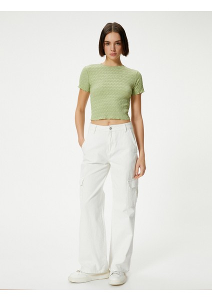 Dokulu Crop T-Shirt Kısa Kollu Bisiklet Yaka Slim Fit