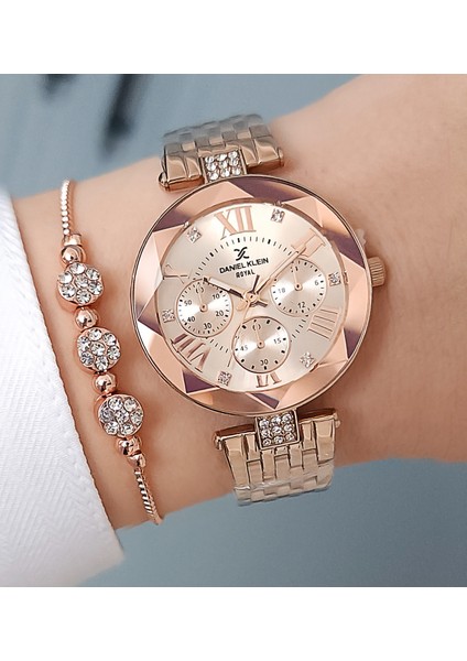 Yeni Model Kesme Camlı Çelik Bilezik Rose Gold Kadın Kol Saati - Zirkon Taşlı Bileklik Hediyeli