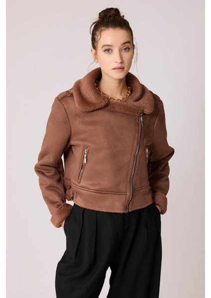 Içi Suni Kürklü Süet Crop Biker Ceket