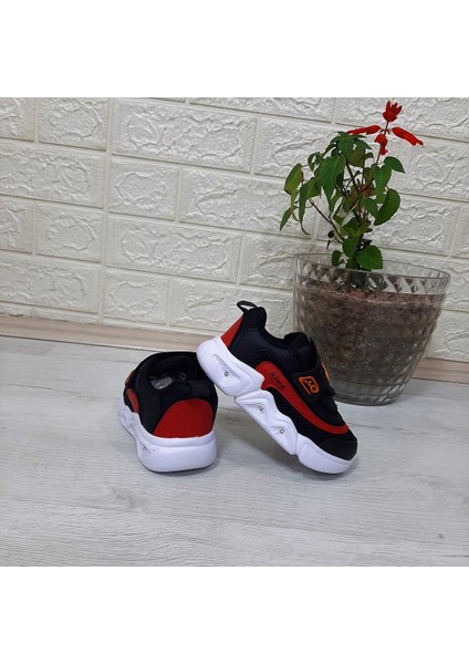 3229 Siyah Cırtlı Işıklı Erkek Çocuk Bebe Spor