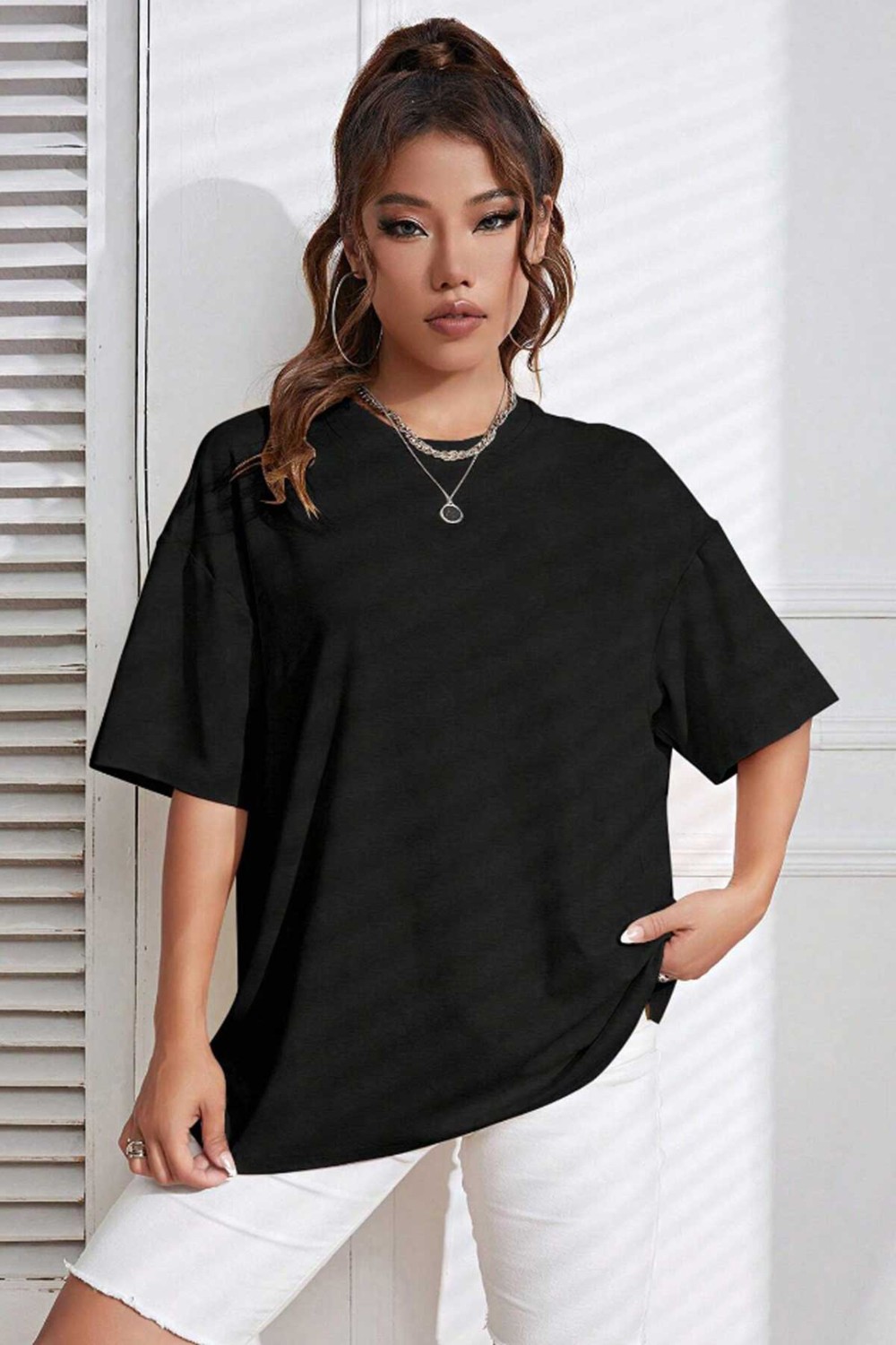 Medinenur Arka Kelebek Baskılı Siyah Kadın Oversize Tshirt görsel 2