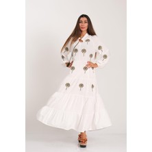 Keyifli Moda Kadın Beyaz Önü ve Kolları Palmiye Nakışlı Eteği Kat Kat Uzun Elbise