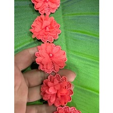 Gönülden Tasarım En 4 cm Çiçekli Kabartma Boncuklu Şerit Dikiş Giyim Aksesuarı 1 Metre
