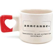 Mor Mürekkep Anneanne Baskılı Kırmızı Kulplu Kalp Kupa