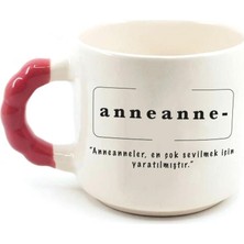 Mor Mürekkep Anneanne Baskılı Kırmızı Kulplu Boncuk Kupa