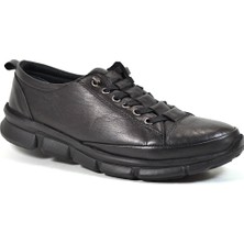 Beety 605 Deri Siyah Lastikli Kadın Anne Ayakkabı