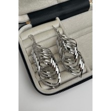 Modex Taş Detaylı Kıvrımlı Hareketli Küpe (ÖLÇÜ:10CM)