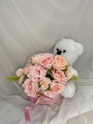 Zb Flowers Sevgiliye hediye Peluş Ayıcıklı Çiçek Kutusu sevgililer Günü sevgiliye Hediye  doğum Günü Hediye hoşgeldin Bebek Yapay