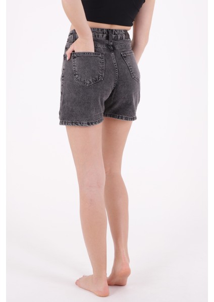 Paçaları Çift Katlı Cepli ve Astarsız Mom Fit Kadın Kısa Kot Şort Kar Antrasit Denim