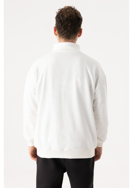 Erkek Krem Dik Yaka Fermuarlı Oversize Sweatshirt fırsatları