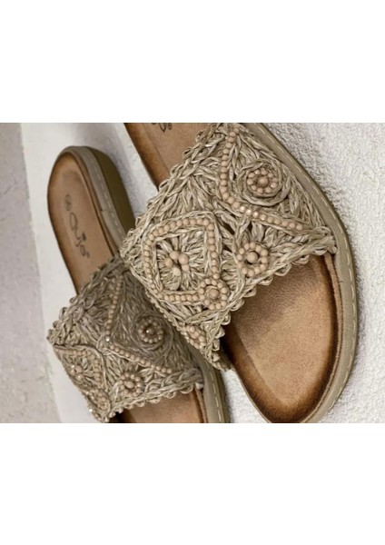 23Y150-38 Kadın Günlük Hasır Desenli Anatomik Taban Fashion Terlik