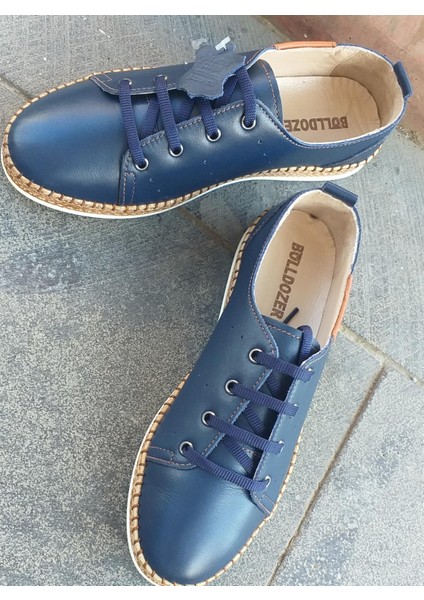 231749 Kadın Hakiki Deri Smart Casual Spor Ayakkabı fiyatları