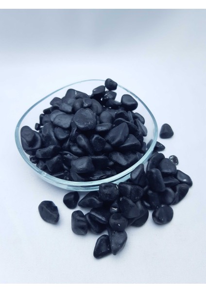 Dekoratif Siyah Renkte Orta (10-25 mm) Çakıl Taşı 350 Gr
