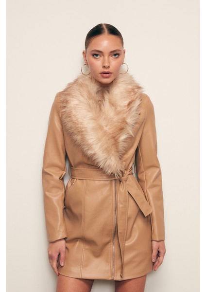 Kürk Detaylı Deri Ceket - Bej modelleri