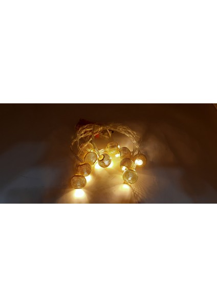 Dekoratif Altın Renk 10 Adet Küre Şekilli Metal Ferforje Sarı Peri LED Aydınlatma 2 Mt.