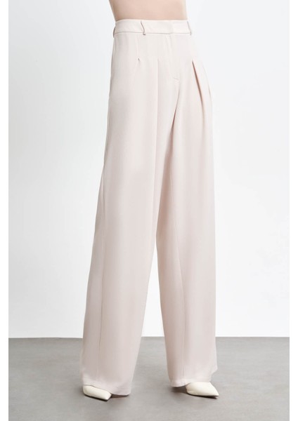 Pileli Krep Taş Pantolon fırsatları