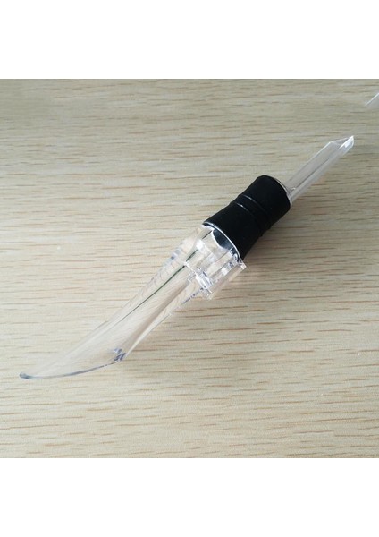 Mini Kırmızı Şarap Havalandırıcı Hızlı Dönen Şarap Dekantör Dökücü Kalem Şekli Pratik Şarap Temel Ekipmanları 1 Adet (Yurt Dışından)