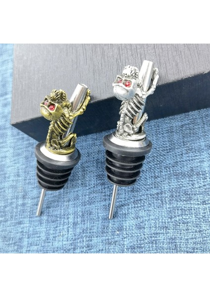 Teneke Renk Stili Yeni Yaratıcı Kafatası Şarap Dökücü El Yapımı Şişe Tıpaları Şampanya Zeytinyağı Likör Dökücüler Dispenser Bar Aksesuarları Ev Barları (Yurt Dışından) fırsatları