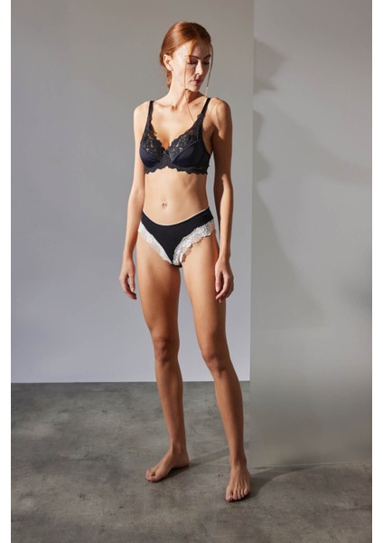 Kadın Dantelli Toparlayıcı Sütyen modelleri