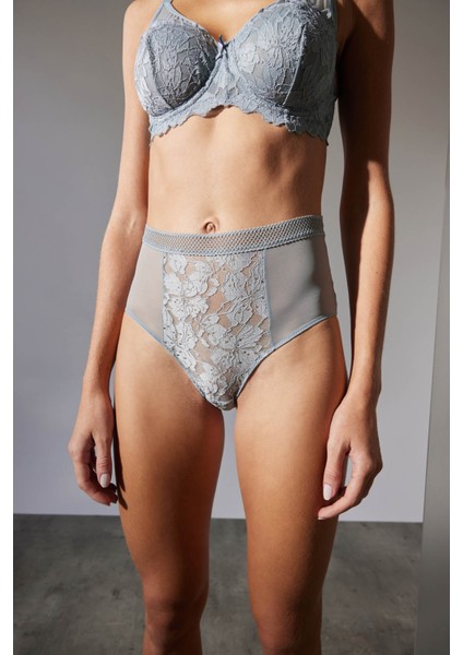 Kadın Dantelli Toparlayıcı Sütyen indirimleri