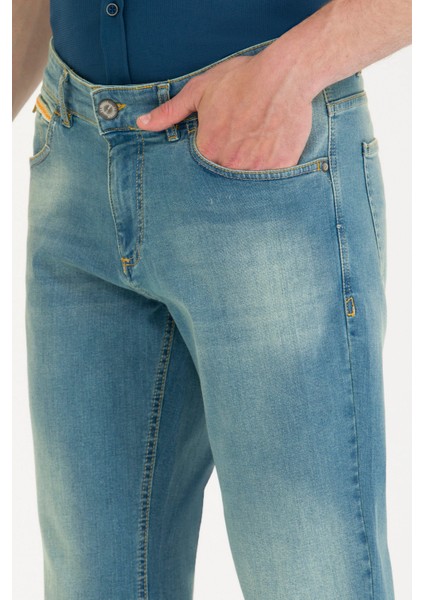 U.S. Polo Assn. Erkek Açık Mavi Jean Pantolon 50264631-DN0021